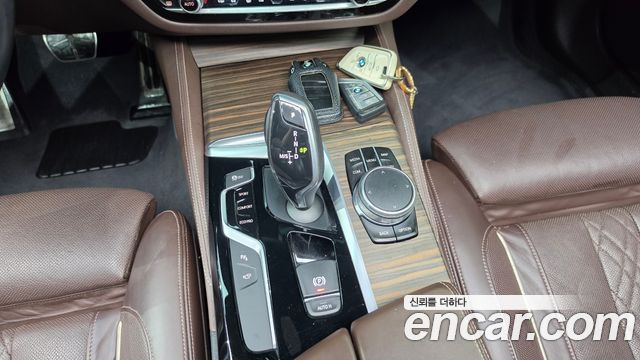 BMW 5 Series (G30) 520d xDrive M Sport Package Plus 2018 — фото 9