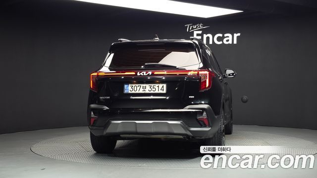 Kia Seltos Gasoline 1.6 Turbo 4WD Gravity 2023 — фото 4