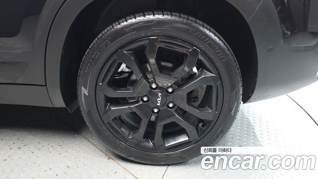 Kia Seltos Gasoline 1.6 Turbo 4WD Gravity 2023 — фото 5
