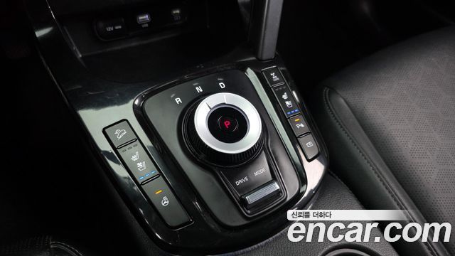 Kia Seltos Gasoline 1.6 Turbo 4WD Gravity 2023 — фото 9