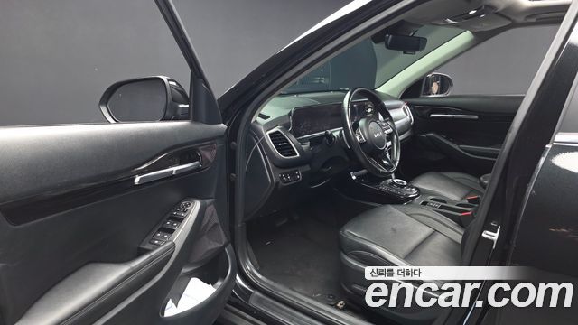 Kia Seltos Gasoline 1.6 Turbo 4WD Gravity 2023 — фото 10