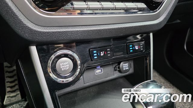 KG Mobility (SsangYong) Beautiful Korando Gasoline 1.5 2WD C5 Plus 2021 — фото 17