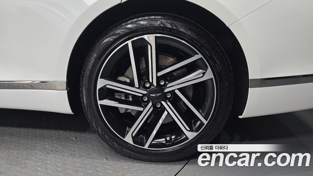 Genesis G80 (RG3) Gasoline 2.5 Turbo 2WD 2025 — фото 21