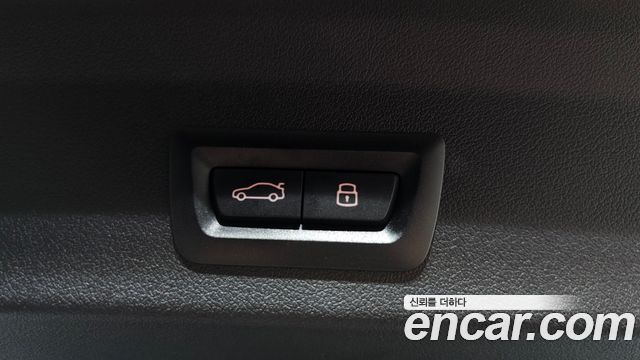 BMW 1 Series (F40) 120i M Sports 2023 — фото 17