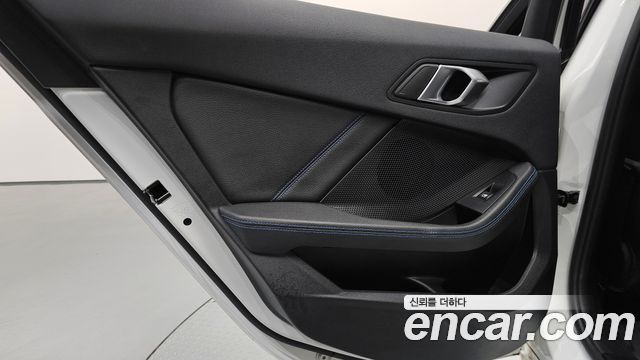 BMW 1 Series (F40) 120i M Sports 2023 — фото 25