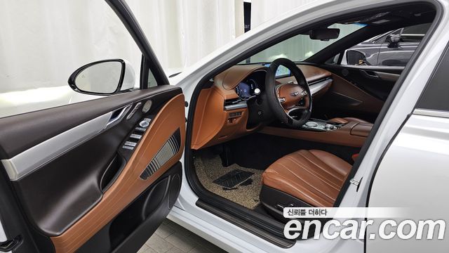 Genesis Electrified G80 (RG3) e-AWD 2022 — фото 10