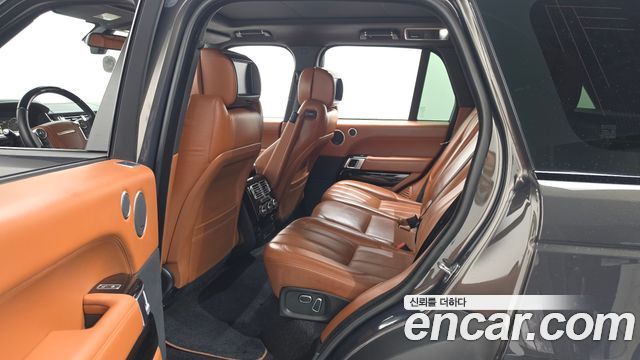 Land Rover Range Rover (IV) 5.0 SC AB 2014 — фото 11