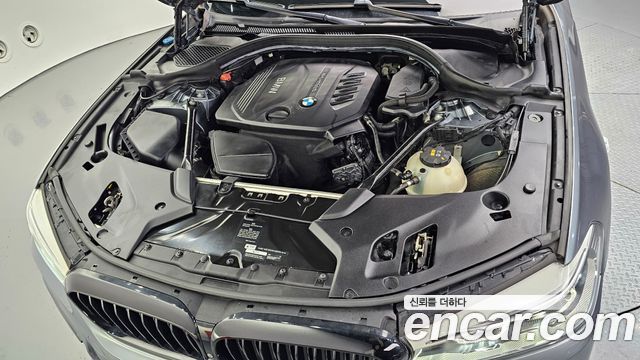 BMW 5 Series (G30) 520d xDrive M Sport Package Plus 2017 — фото 6