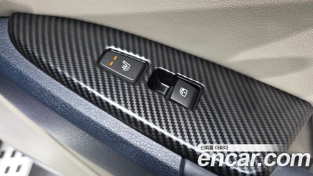 Kia Sportage Hybrid (V) Signature Gravity 4WD 2022 — фото 19