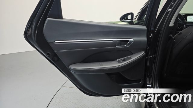 Hyundai Sonata (DN8) 2.0 Premium Plus 2022 — фото 31