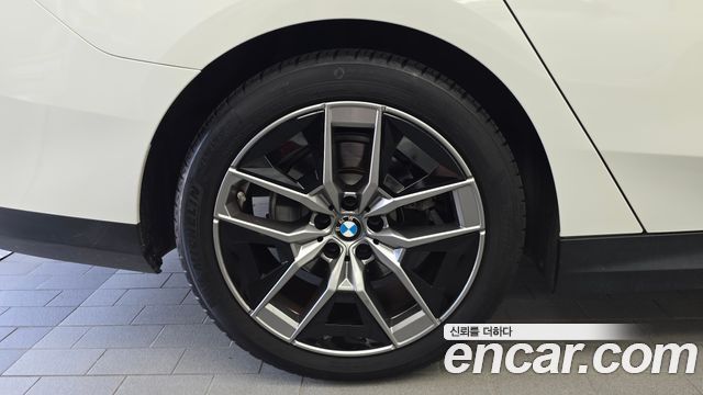 BMW 5 Series (G60) 530i xDrive 2024 — фото 5