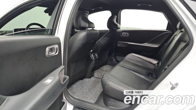 Hyundai Ioniq 6 Long Range Exclusive 2023 — фото 12