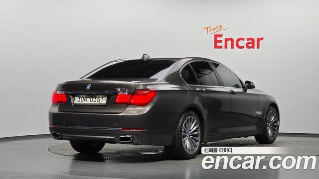 BMW 7 Series (F01) 740d xDrive Individual 2015 — фото 2
