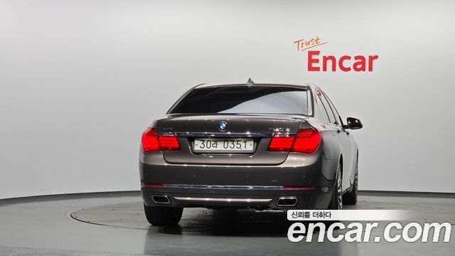 BMW 7 Series (F01) 740d xDrive Individual 2015 — фото 4