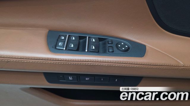 BMW 7 Series (F01) 740d xDrive Individual 2015 — фото 11