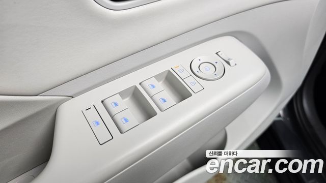 Hyundai Kona (SX2) Gasoline 1.6 Turbo 4WD Premium 2024 — фото 27