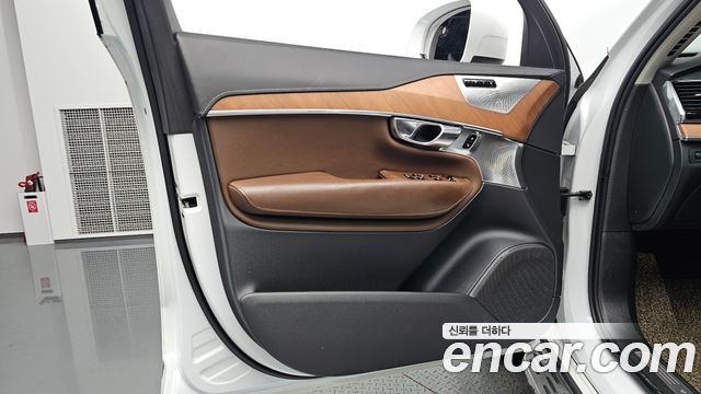 Volvo XC90 (II) D5 Inscription 2019 — фото 24