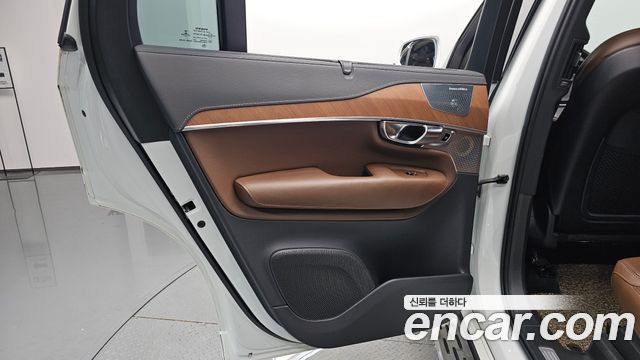 Volvo XC90 (II) D5 Inscription 2019 — фото 25