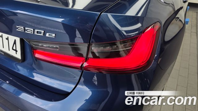 BMW 3 Series (G20) 330e Luxury 2021 — фото 23