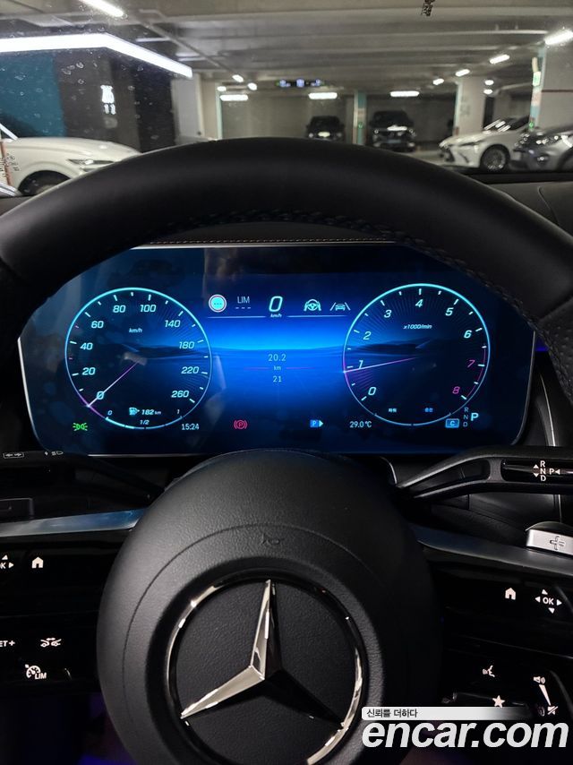 Mercedes-Benz GLC-Class (X254) GLC300 4MATIC Coupe 2026 — фото 6