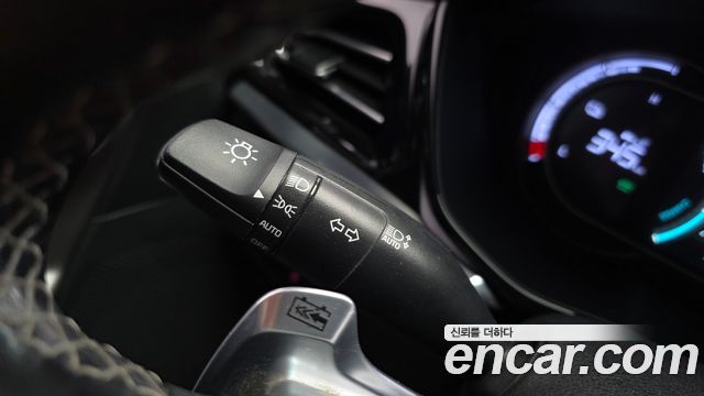 Kia Niro Plus Earth 2023 — фото 18