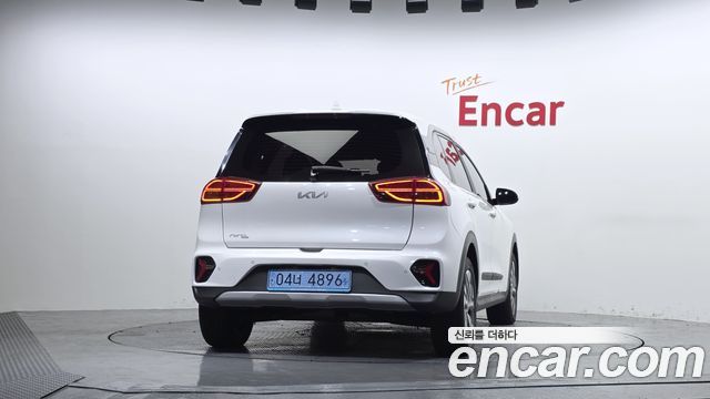 Kia Niro Plus Earth 2023 — фото 4