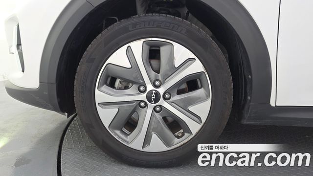 Kia Niro Plus Earth 2023 — фото 5