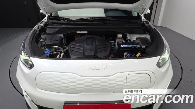 Kia Niro Plus Earth 2023 — фото 6