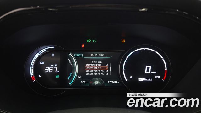 Kia Niro Plus Earth 2023 — фото 8