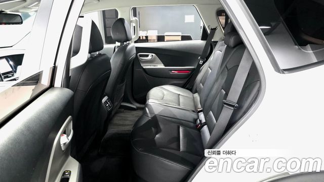 Kia Niro Plus Earth 2023 — фото 12