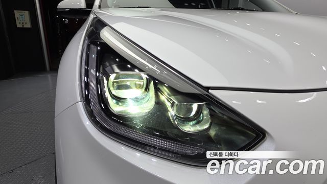Kia Niro Plus Earth 2023 — фото 22