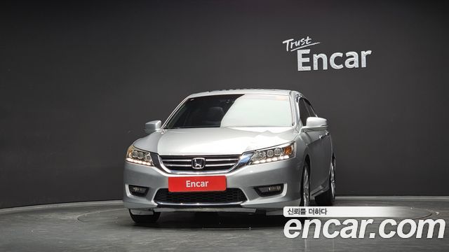 Honda Accord 2.4 9th 2014 — фото 3