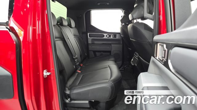 Kia Tasman 2.5T Gasoline 2WD Dynamic 2026 — фото 12