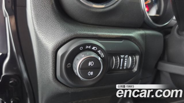 Jeep Wrangler (JL) 2.0 Overland Power Top 4Door 2021 — фото 20
