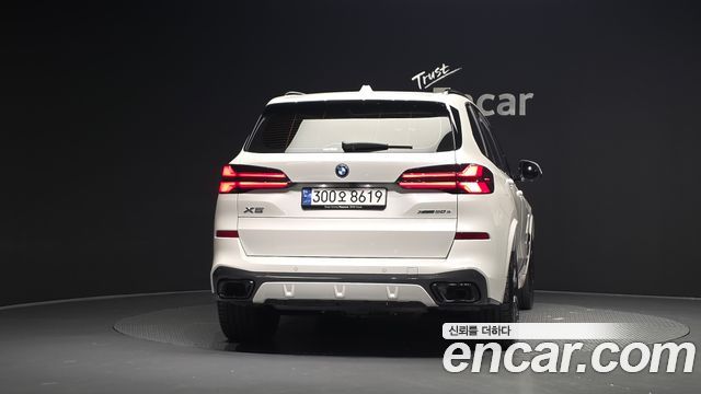 BMW X5 (G05) xDrive 50e M Sport 2024 — фото 4