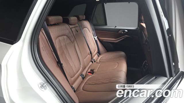 BMW X5 (G05) xDrive 50e M Sport 2024 — фото 11