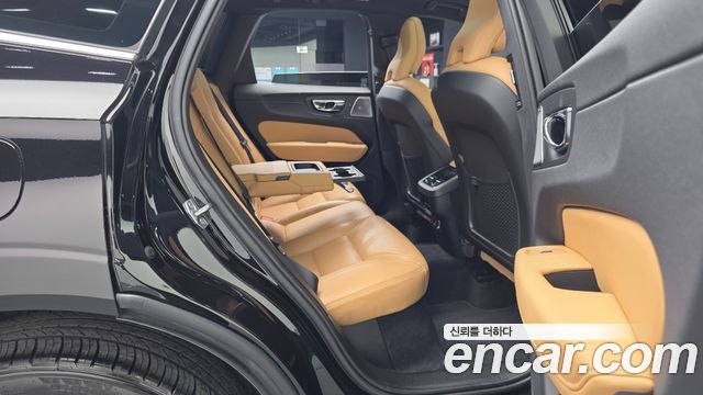 Volvo XC60 (II) D5 Inscription 2019 — фото 12