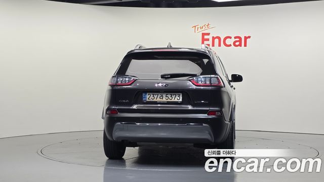 Jeep Cherokee (KL) 2.4 Limited AWD 2021 — фото 4
