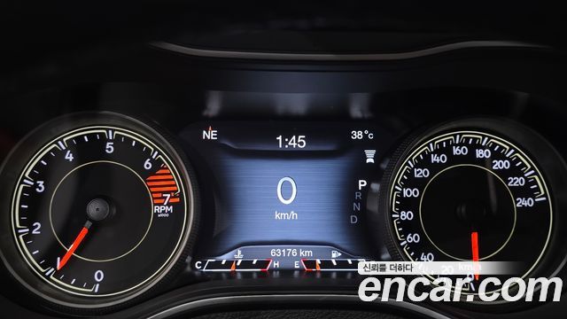 Jeep Cherokee (KL) 2.4 Limited AWD 2021 — фото 8