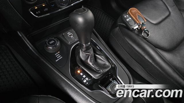 Jeep Cherokee (KL) 2.4 Limited AWD 2021 — фото 9