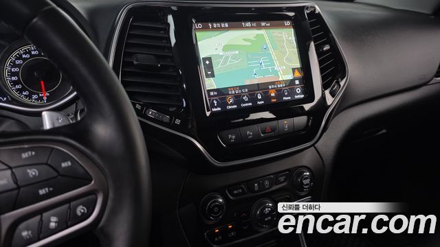 Jeep Cherokee (KL) 2.4 Limited AWD 2021 — фото 13