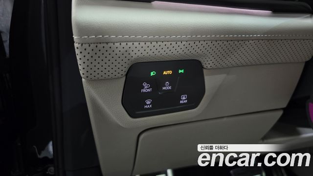 Volkswagen Atlas 2.0 TSI R-LINE 7-Seater 2025 — фото 28