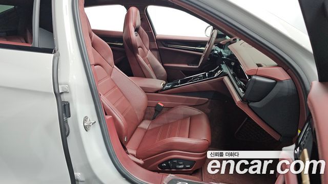 Porsche Panamera (976) 4.0 GTS 2025 — фото 16