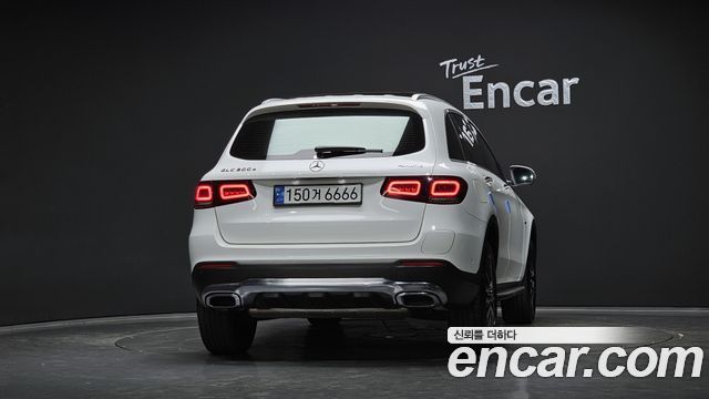 Mercedes-Benz GLC-Class (X253) GLC300e 4MATIC 2021 — фото 4