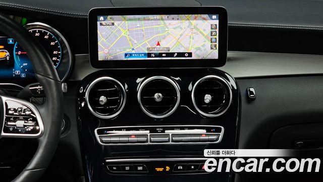 Mercedes-Benz GLC-Class (X253) GLC300e 4MATIC 2021 — фото 13