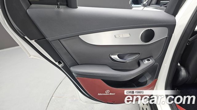Mercedes-Benz GLC-Class (X253) GLC300e 4MATIC 2021 — фото 25