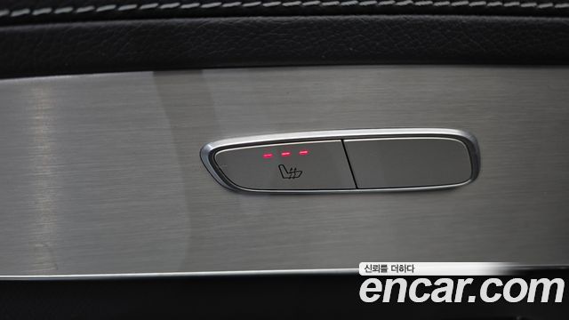 Mercedes-Benz GLC-Class (X253) GLC300e 4MATIC 2021 — фото 16
