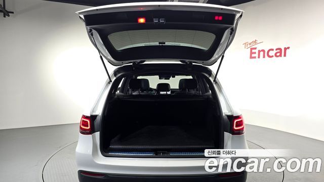 Mercedes-Benz GLC-Class (X253) GLC300e 4MATIC 2021 — фото 19