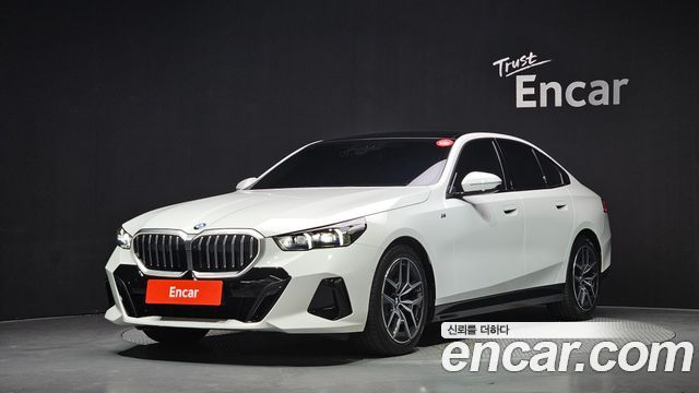 BMW 5 Series (G60) 520i M Sport 2025 — фото 1