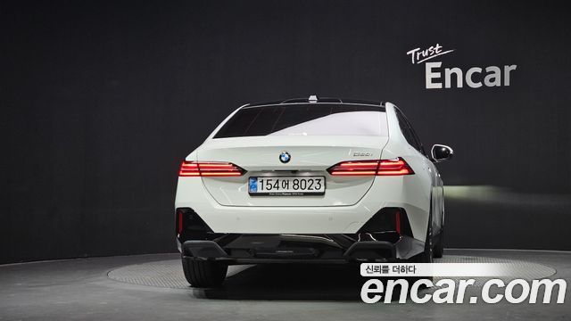 BMW 5 Series (G60) 520i M Sport 2025 — фото 4